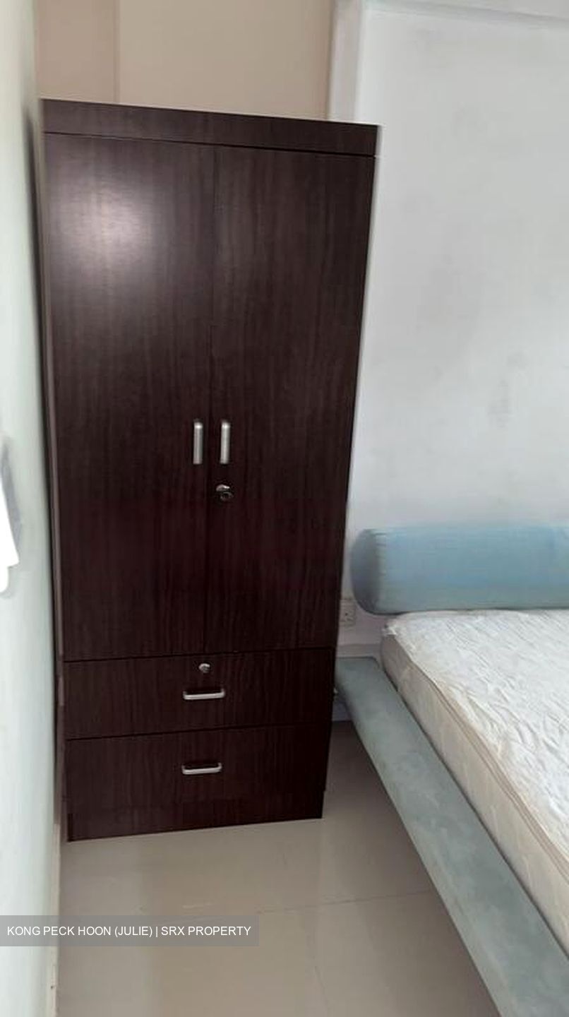 Blk 354 Clementi Avenue 2 Shopping Centre (Clementi), HDB 3 Rooms #460671401